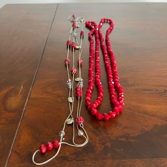 Set of 2 flapper length necklaces faceted red glass beads translucent beads - Picture 1 of 6
